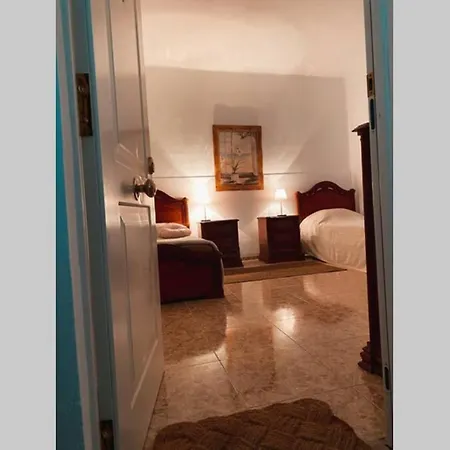 Large 90m2 Canary Apartment, View, Location ! Puerto de Santiago (Tenerife)